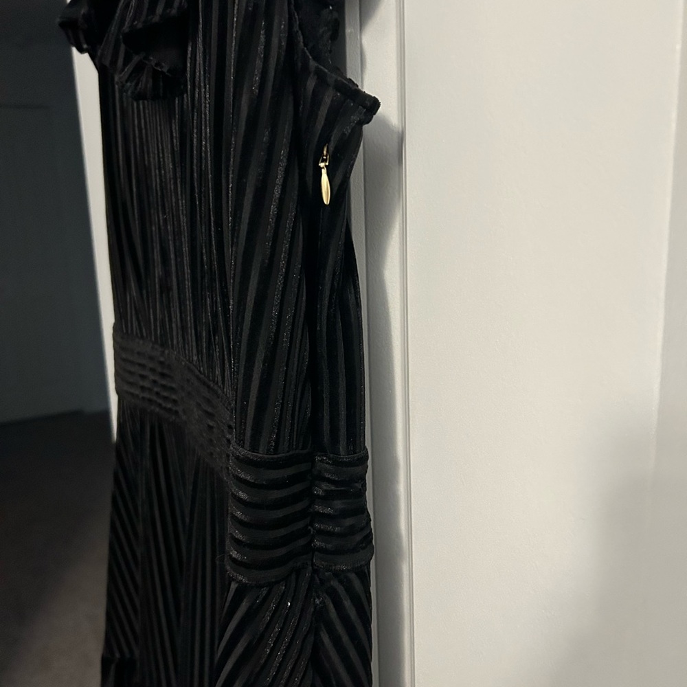 Draper James Black Ruffled Midi - Picture 5 of 7